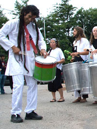 Yakumb&eacute;s orkesterledare